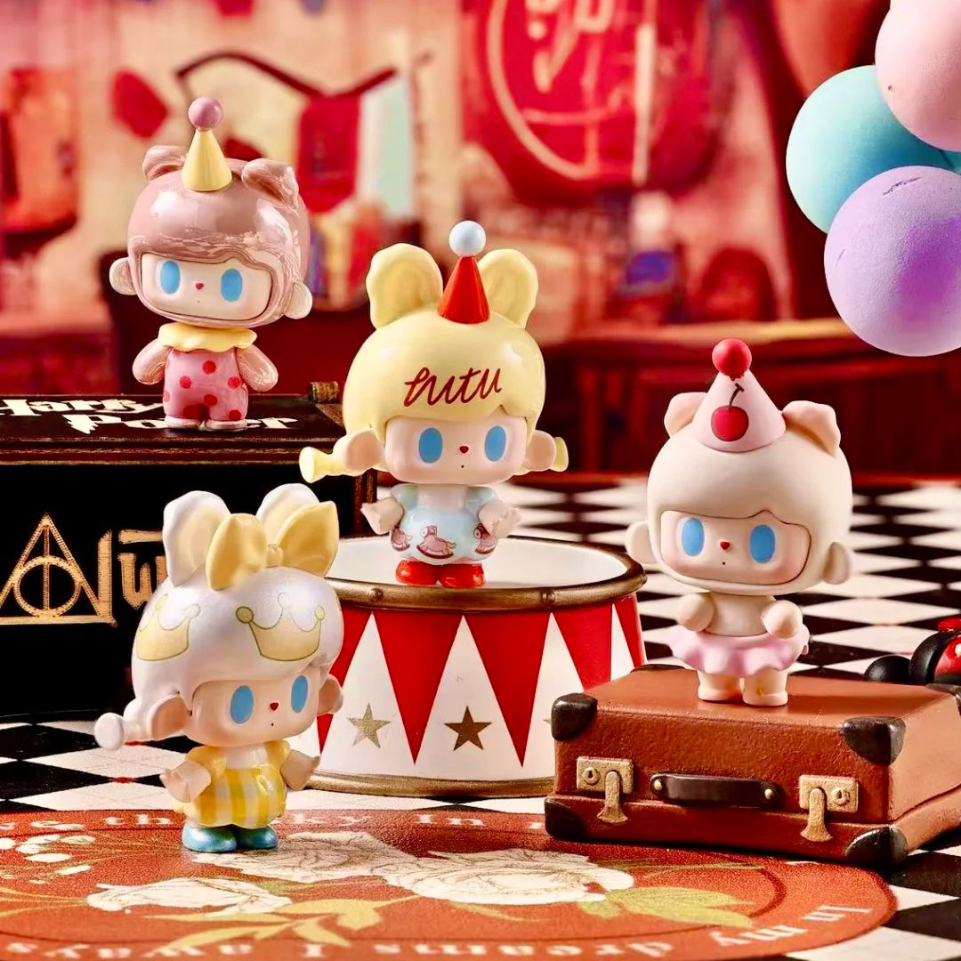 TUTUBEAR Childhood Limited Edition Mini Beans Figures