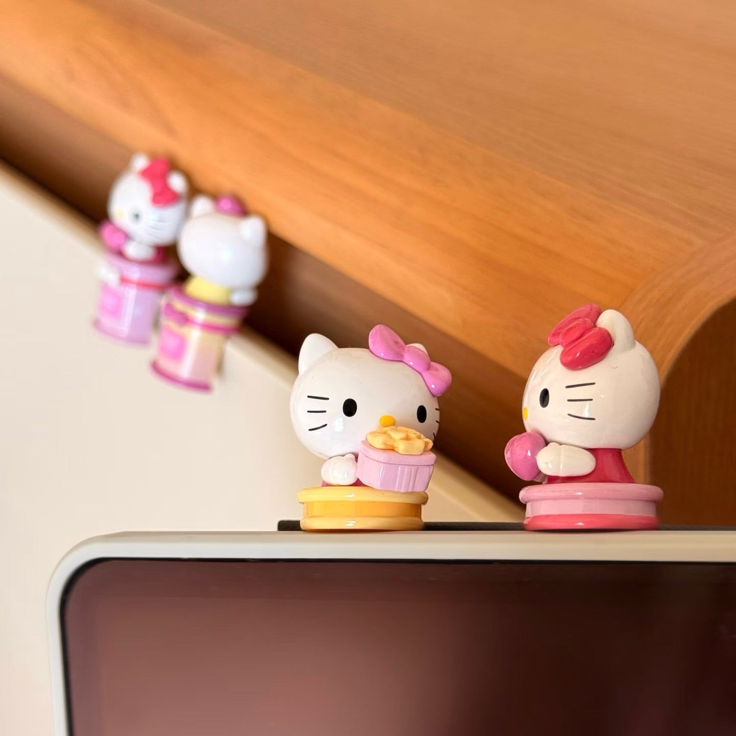 Hello Kitty Post Office Series Mini Figures
