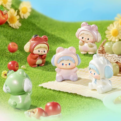 Luludog’s Bear Party II Apicnic in Spring Cute Granules Medium Series Mini Bean
