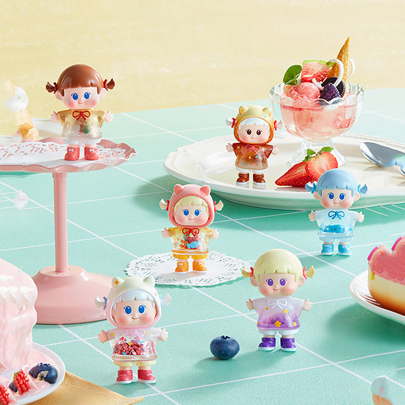 YUUNA Playful Raincoat Series Figures