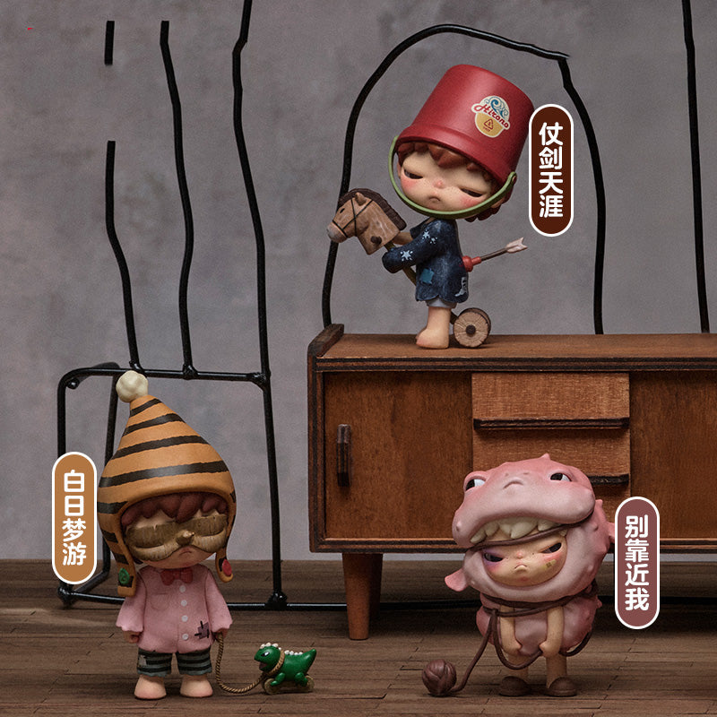 Hirono Echo Series Figures