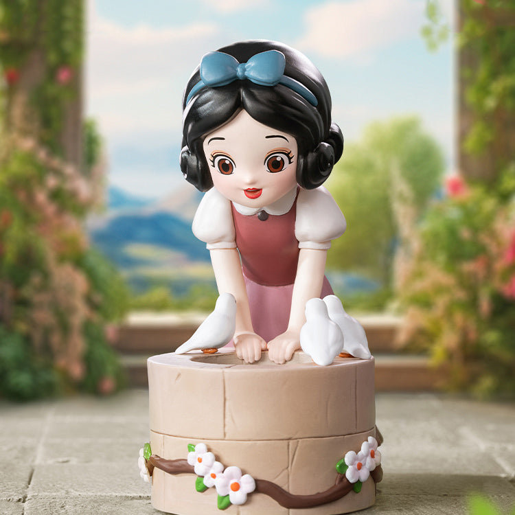 DSN Snow-White Classic Series Figures