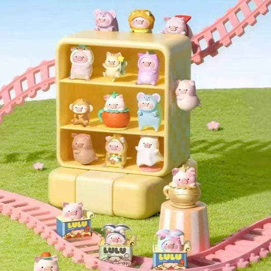 LULU THE PIGGY Car Screen Scented Decorative Seires Mini Figures